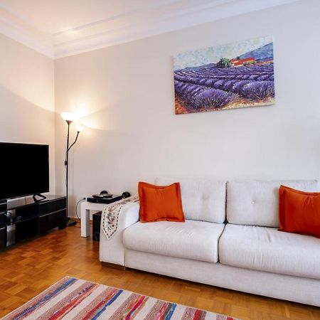 Cozy Flat Near Bagdat Street In Suadiye Estambul Exterior foto