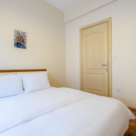 Cozy Flat Near Bagdat Street In Suadiye Estambul Exterior foto