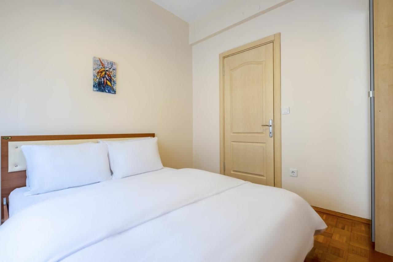 Cozy Flat Near Bagdat Street In Suadiye Estambul Exterior foto